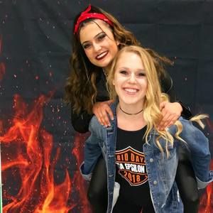 Meet your Posher, Josette